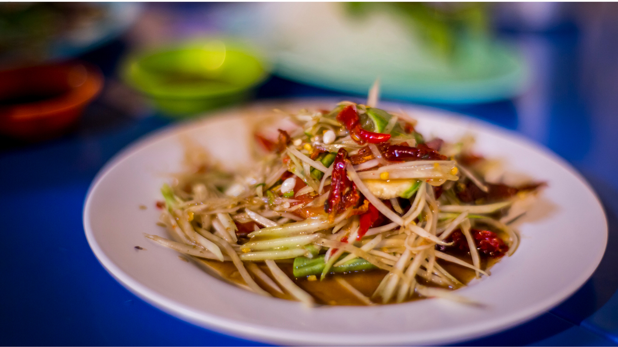 Exploring the Fresh Delight of Vegan Green Papaya Salad: Recipe, Health Benefits, and Culinary Inspiration.