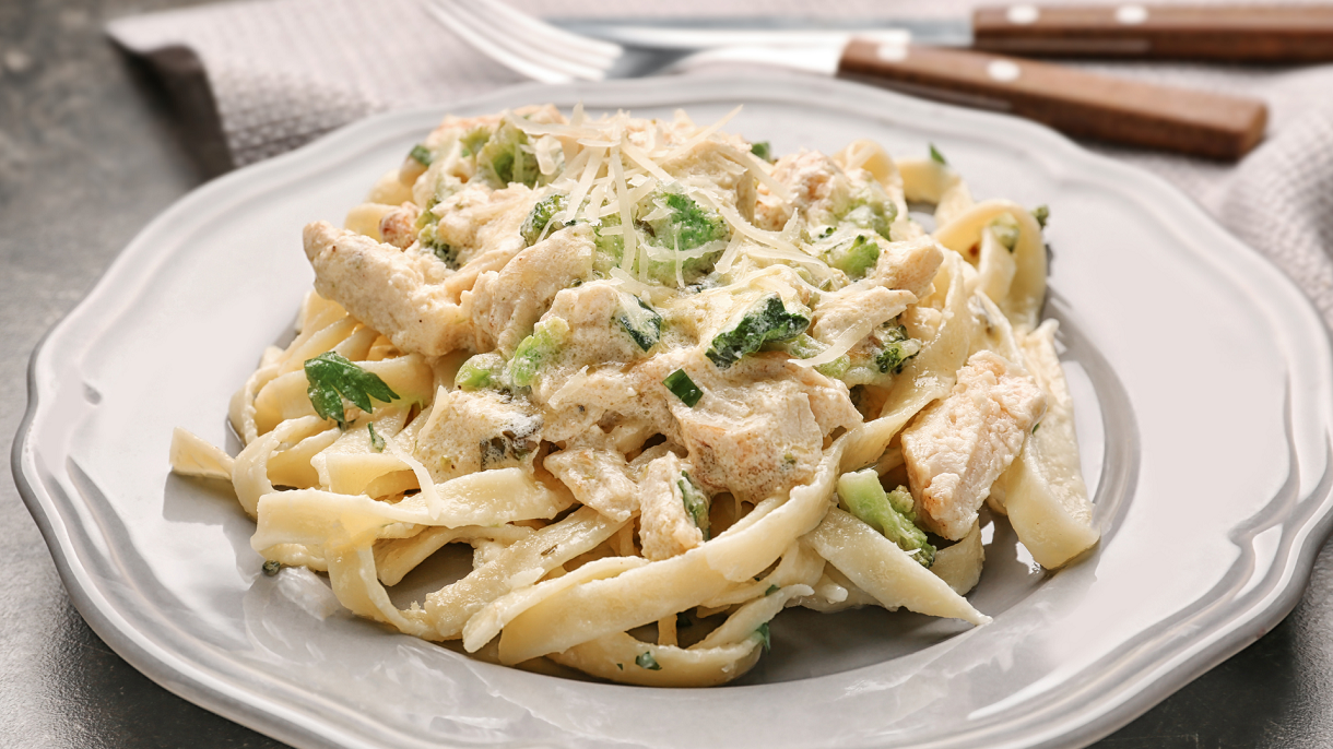 Silky Smooth: Mastering the Art of Vegan Alfredo.